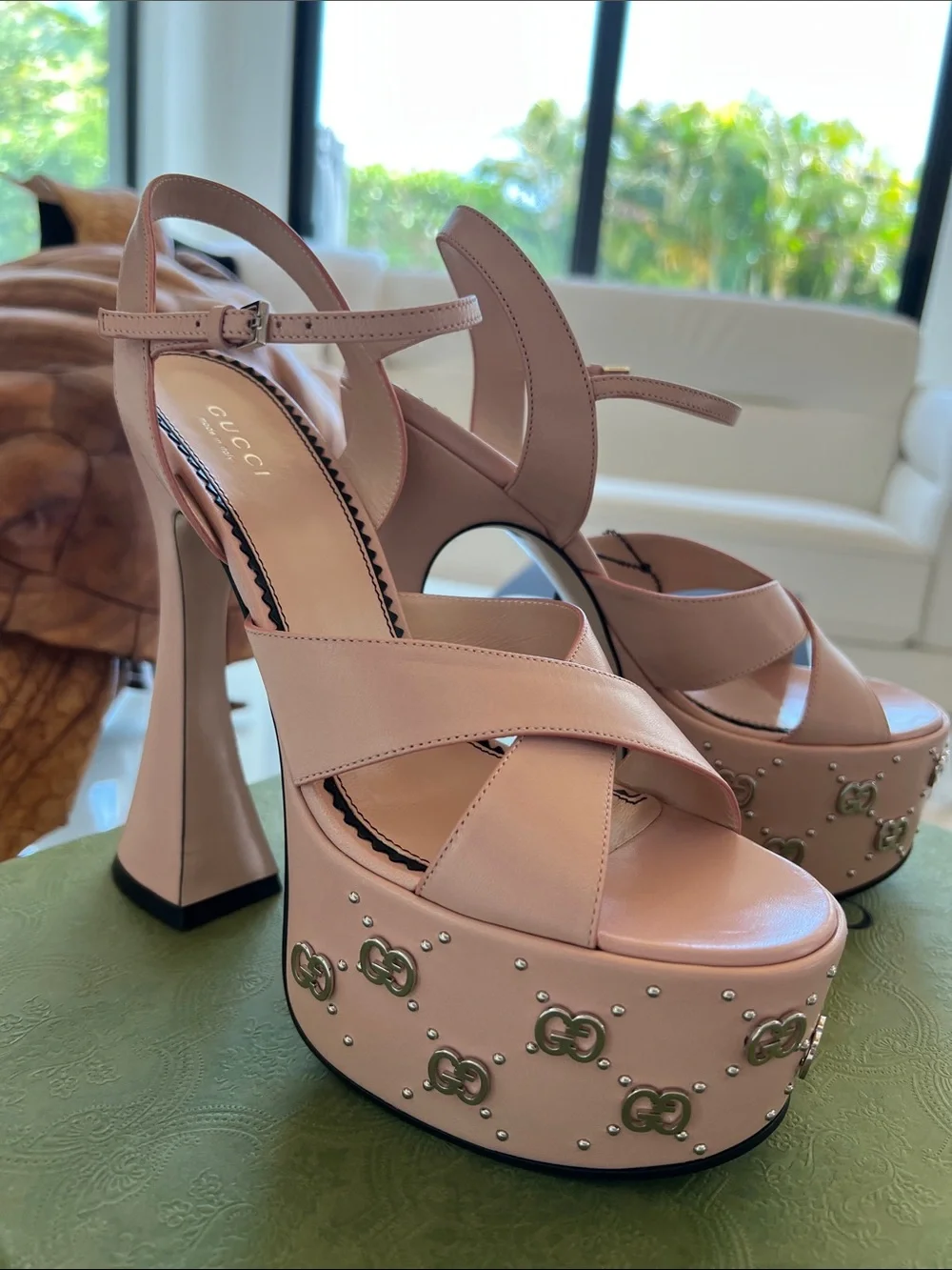 NIB! $1290.00 Gucci Leather GG Embellished Platform Sandals - Size 9 / 39